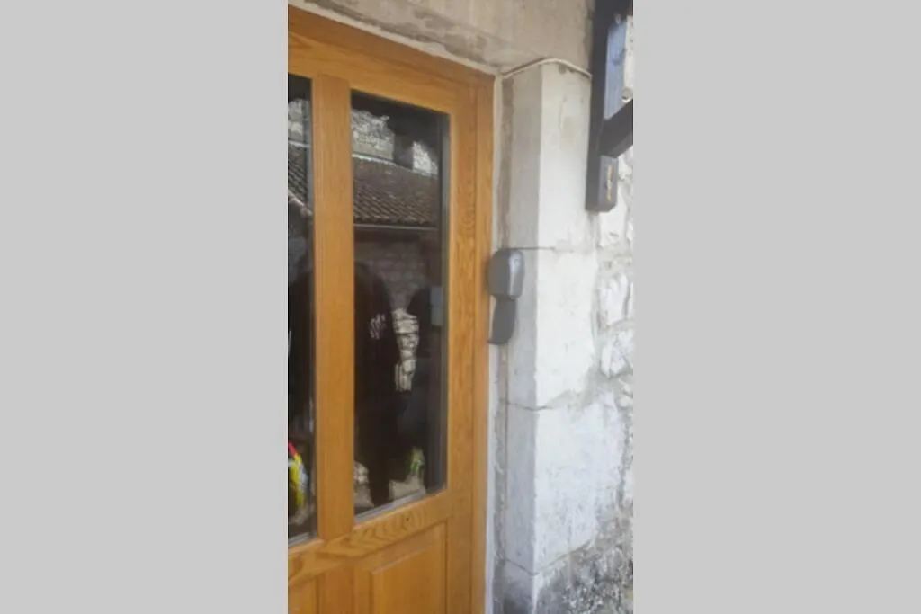 Hébergement de vacances maison pierre et voûte au cœur du village Balazuc