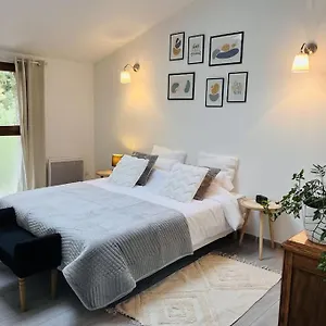 https://superbe-maison-plein-centre.midi-pyreneeshotels.com